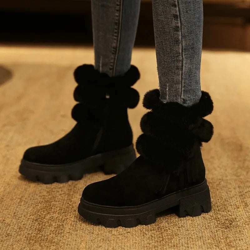 Damen - Stiefel - Stylische Stiefel mit dicken Sohlen - Modische Damenstiefel für Komfort und Stil