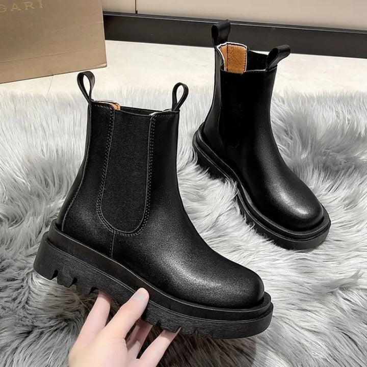 Damen - Retro-Stiefel - Leder mit dicken quadratischen Absätzen - Modische Stiefel für jeden Anlass