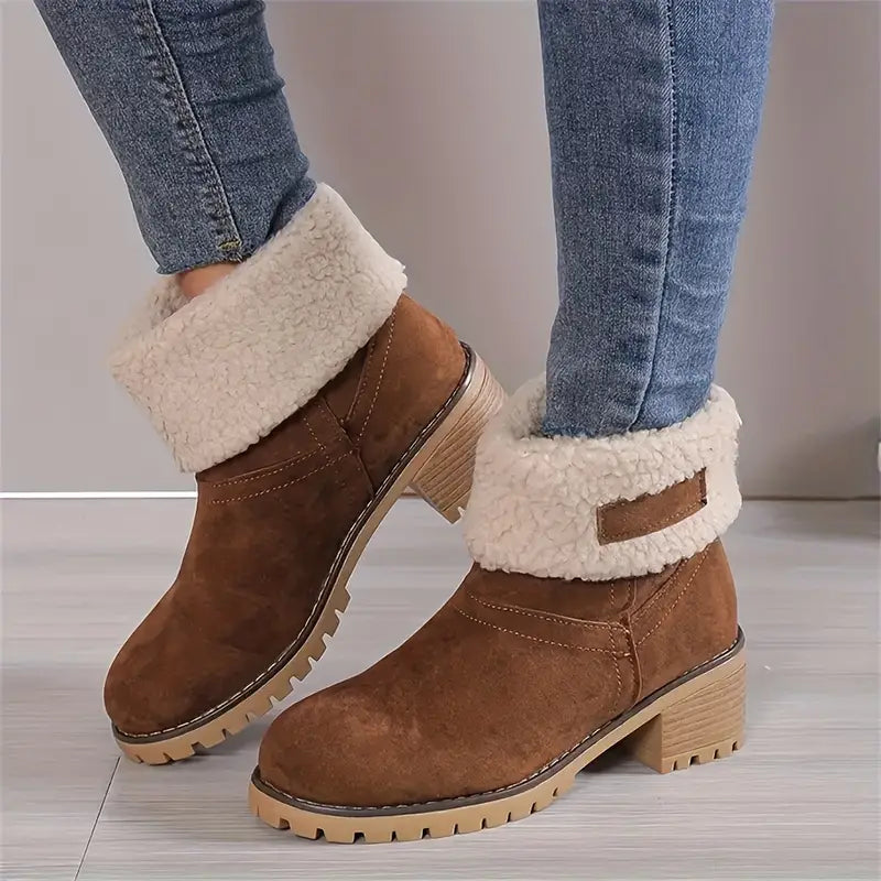 Damen - Schneestiefel - Klobiger Absatz & halbhohe Sohle - Stylische Winterstiefel für Komfort und Wärme