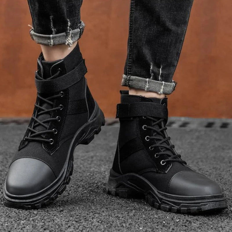 Wasserdichte Motorradstiefel für Herren - Elegantes Design und robuster Schutz - Ideal für Biker-Abenteuer