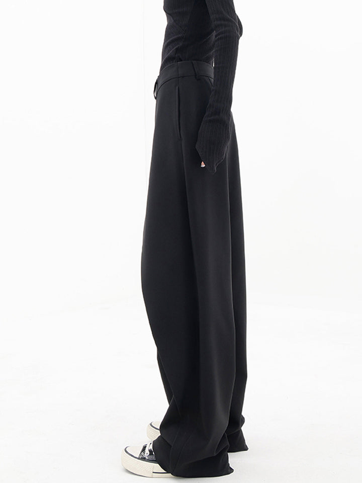 ASYMMETRISCHE BAGGY-HOSE