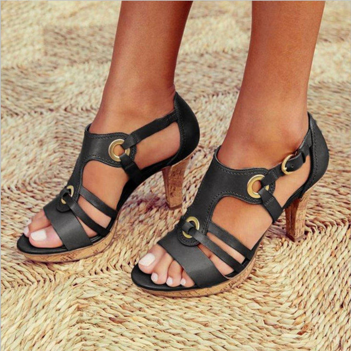 Bequeme Sandalen mit hohem Absatz