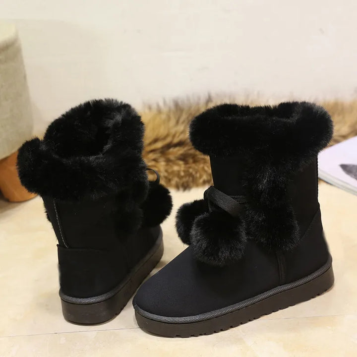 Elegante Winterstiefel mit Pompom-Verzierung