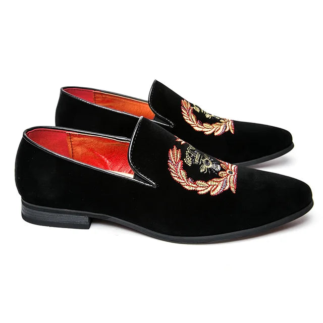 Loafers aus Samt mit gesticktem Emblem