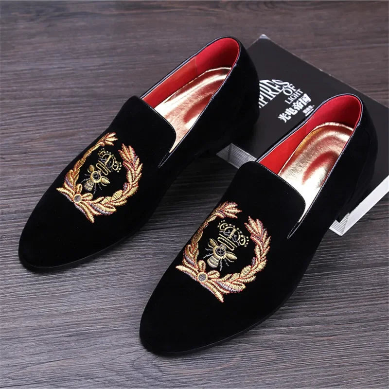 Loafers aus Samt mit gesticktem Emblem