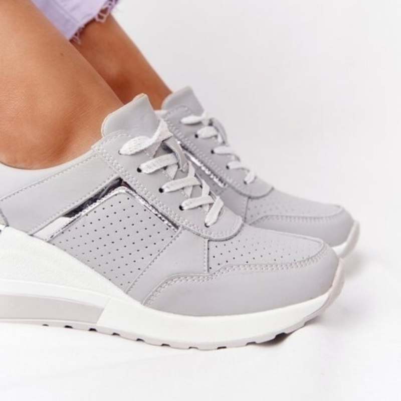 Damen - Turnschuhe - Bequemes Design - Sportliche Sneakers für Aktive Lebensstile