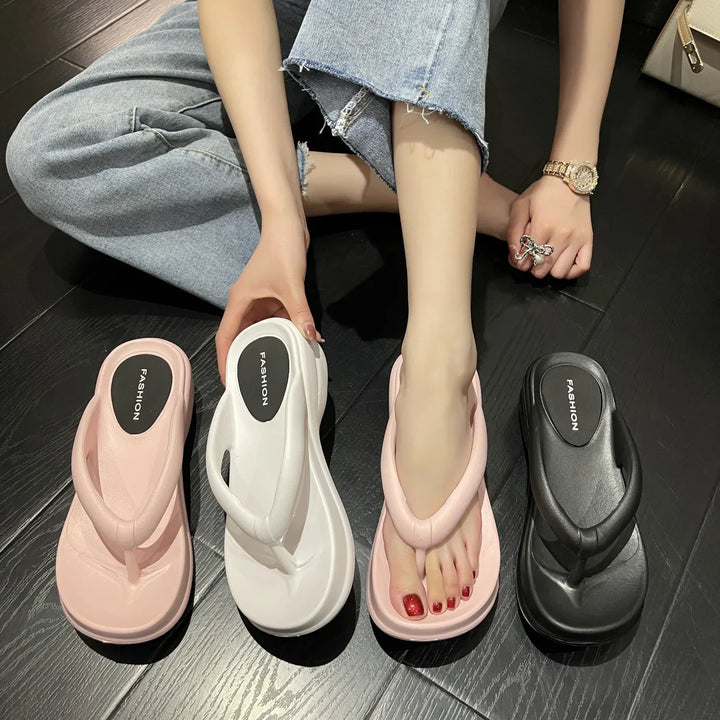 Sommer Keil Flip Flops mit rutschfester Plateau-Sandalen für Frauen