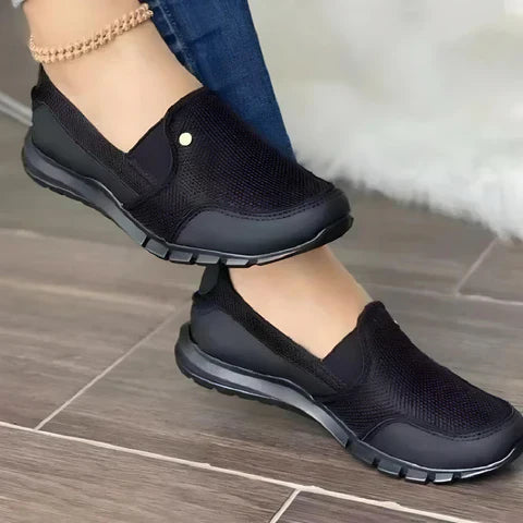 Damenschuhe - Stilvolle, bequeme Materialien - Trendige Damen-Schuhe der neuen Kollektion