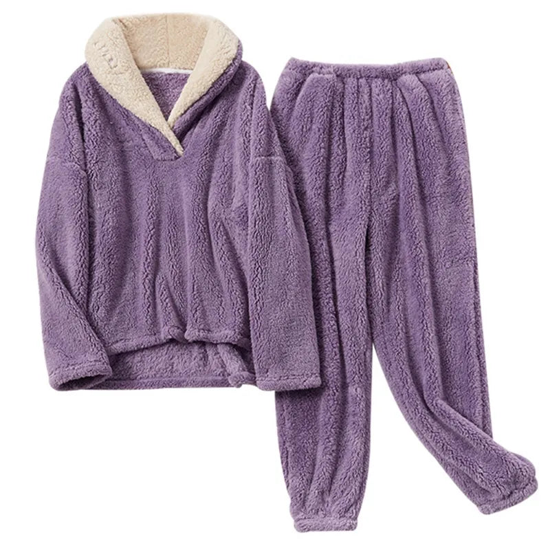 Fluffy Night - Damen-Fleece-Pyjama | Senken Sie Ihre Energierechnung!