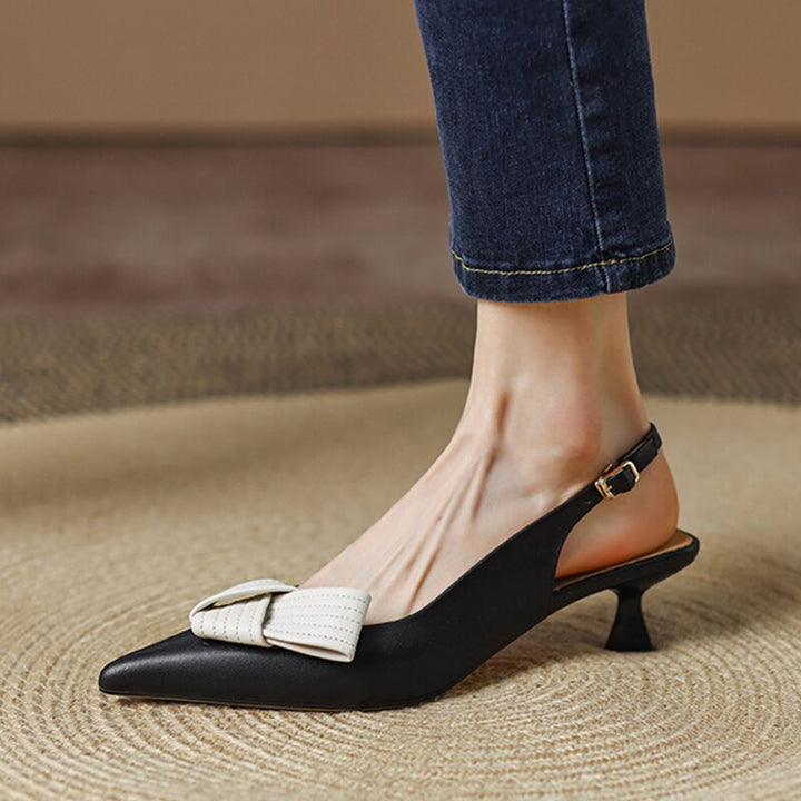 Slingback-Pumps mit spitzer Kappe