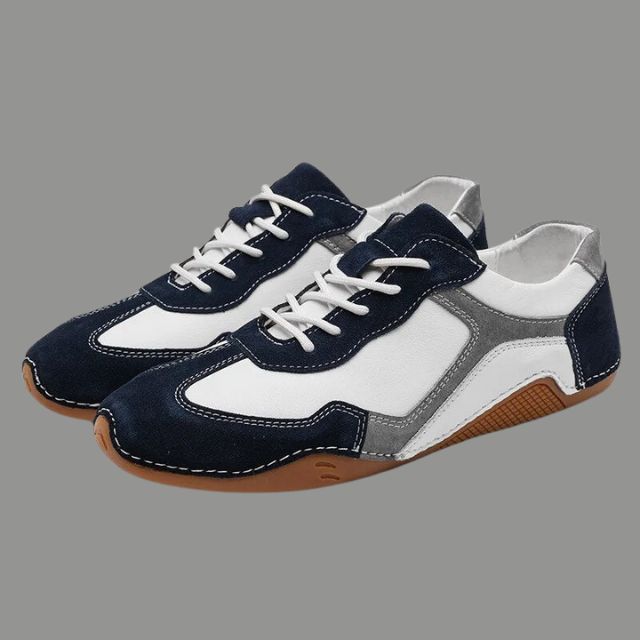 Atmungsaktive Turnschuhe aus echtem Leder mit Golfsohlen-Design