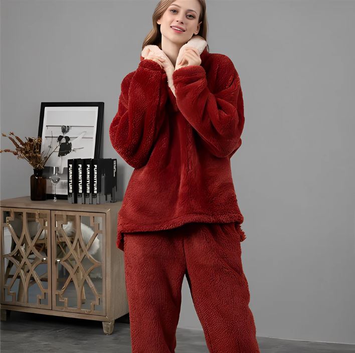 Fluffy Night - Damen-Fleece-Pyjama | Senken Sie Ihre Energierechnung!